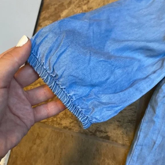 Francesca's | NWT Dianna Off The Shoulder Blouse - Picture 7 of 10